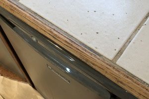 re-staining kitchen units